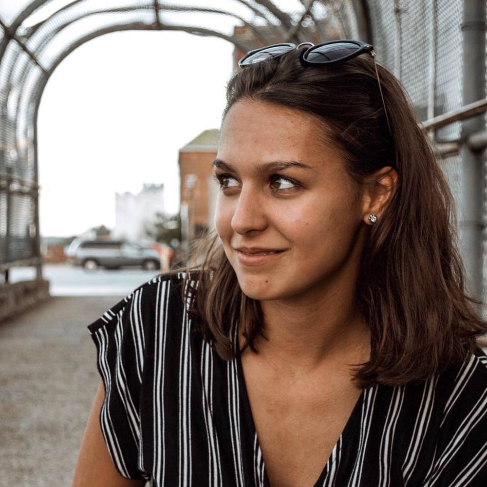 Meet your Posher, Jillian